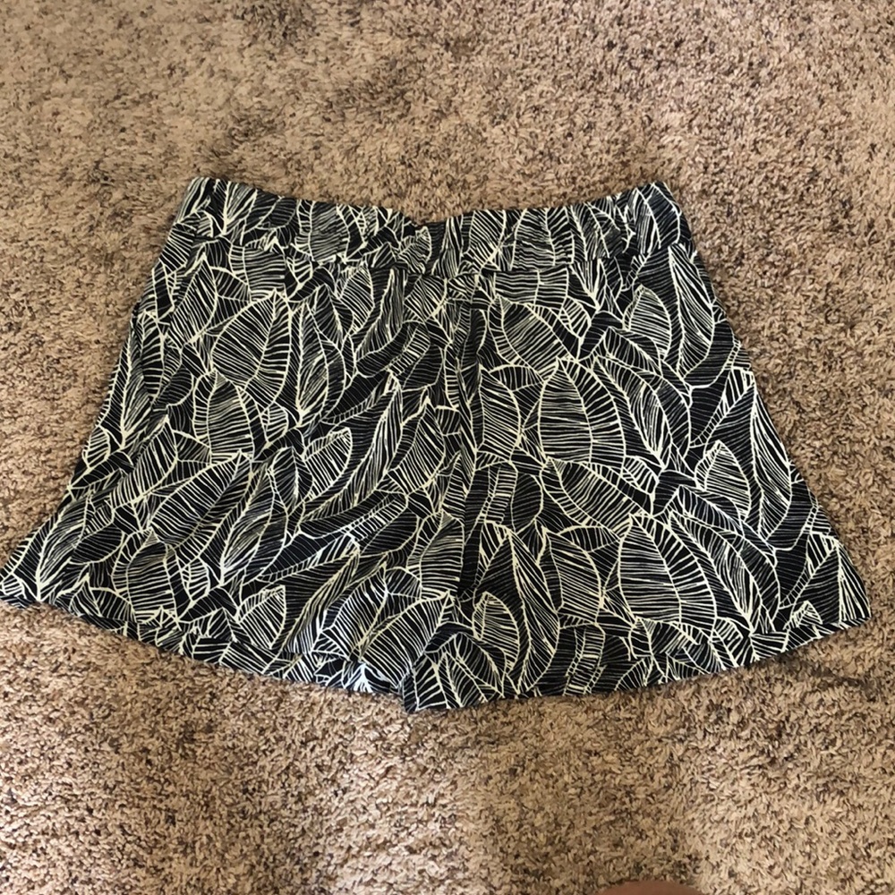 Shorts - Picture 2 of 2